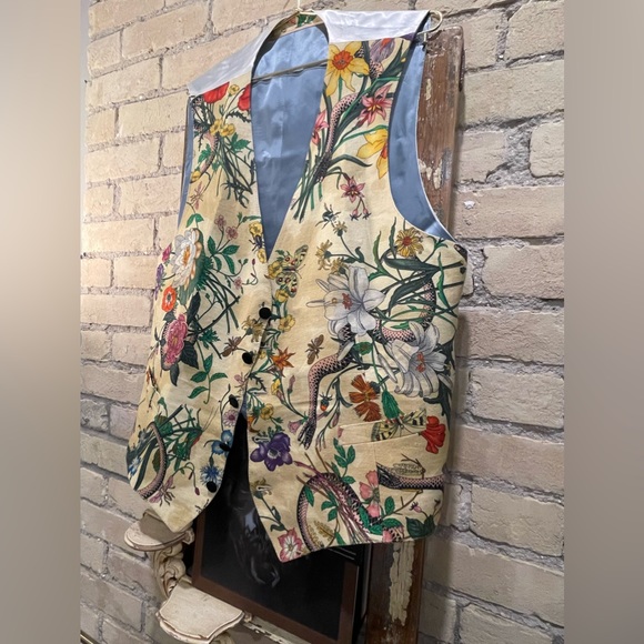 S*O*L*D Gucci V Neck Floral and Snake Print Waistcoat - Picture 2 of 13